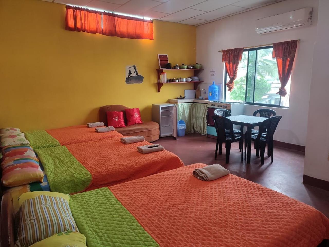 Appartamento Mi Oficina Puerto Ayora  Esterno foto